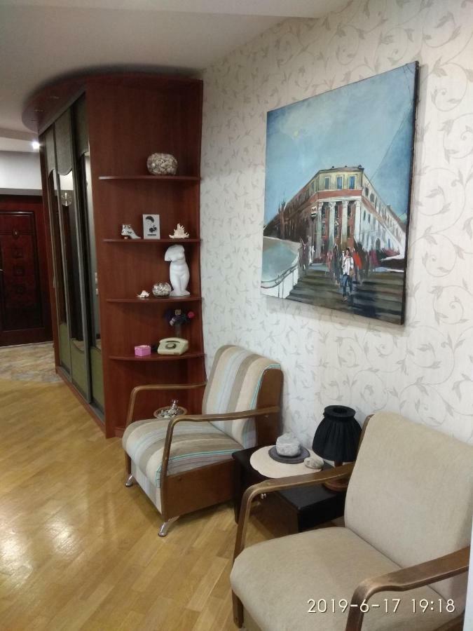 Апартаменты в Минске с двумя спальнями Экстерьер фото