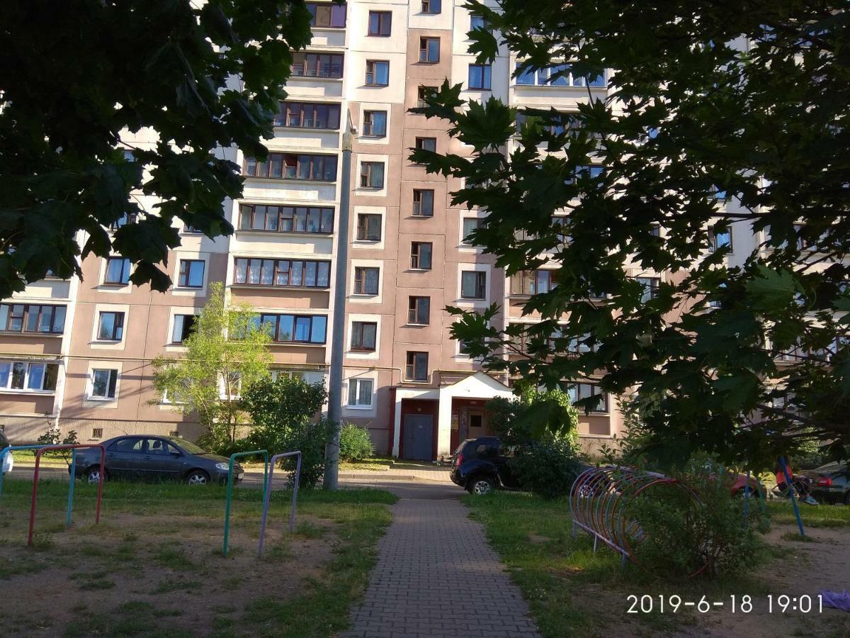 Апартаменты в Минске с двумя спальнями Экстерьер фото